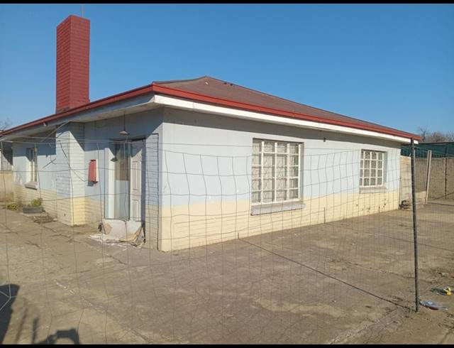 3 BEDROOM HOUSE FOR SALE IN VEREENIGING CENTRAL